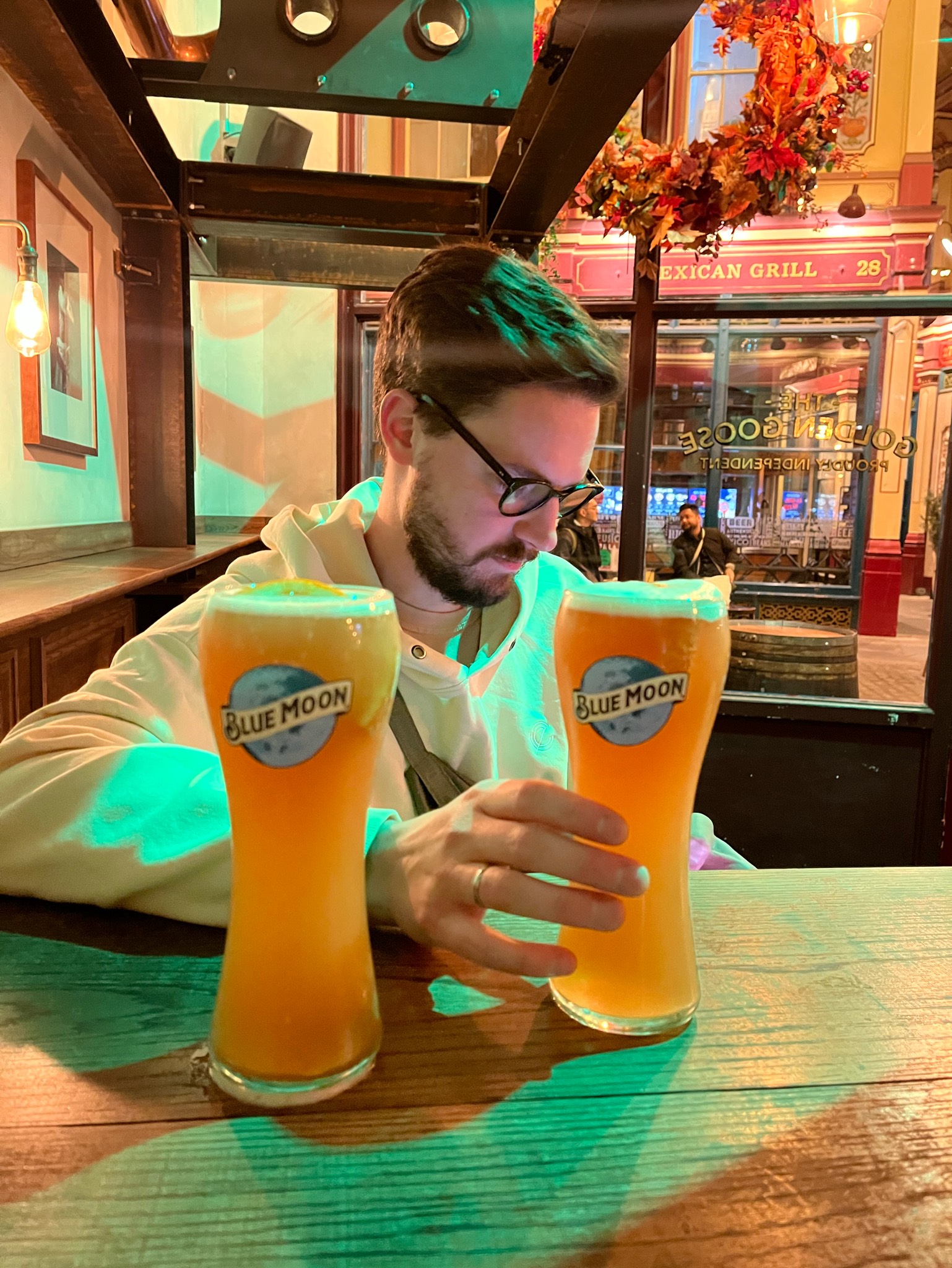 Blue Moon 2022, Bofkont