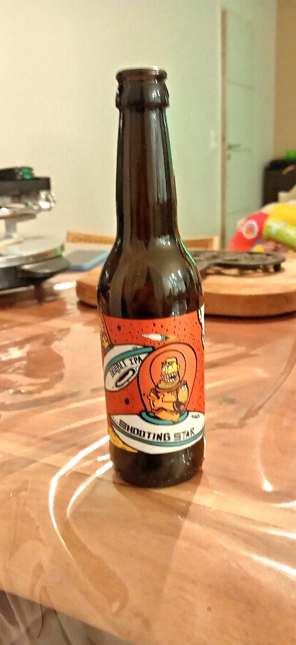 Shooting Star, Distrikt Beer