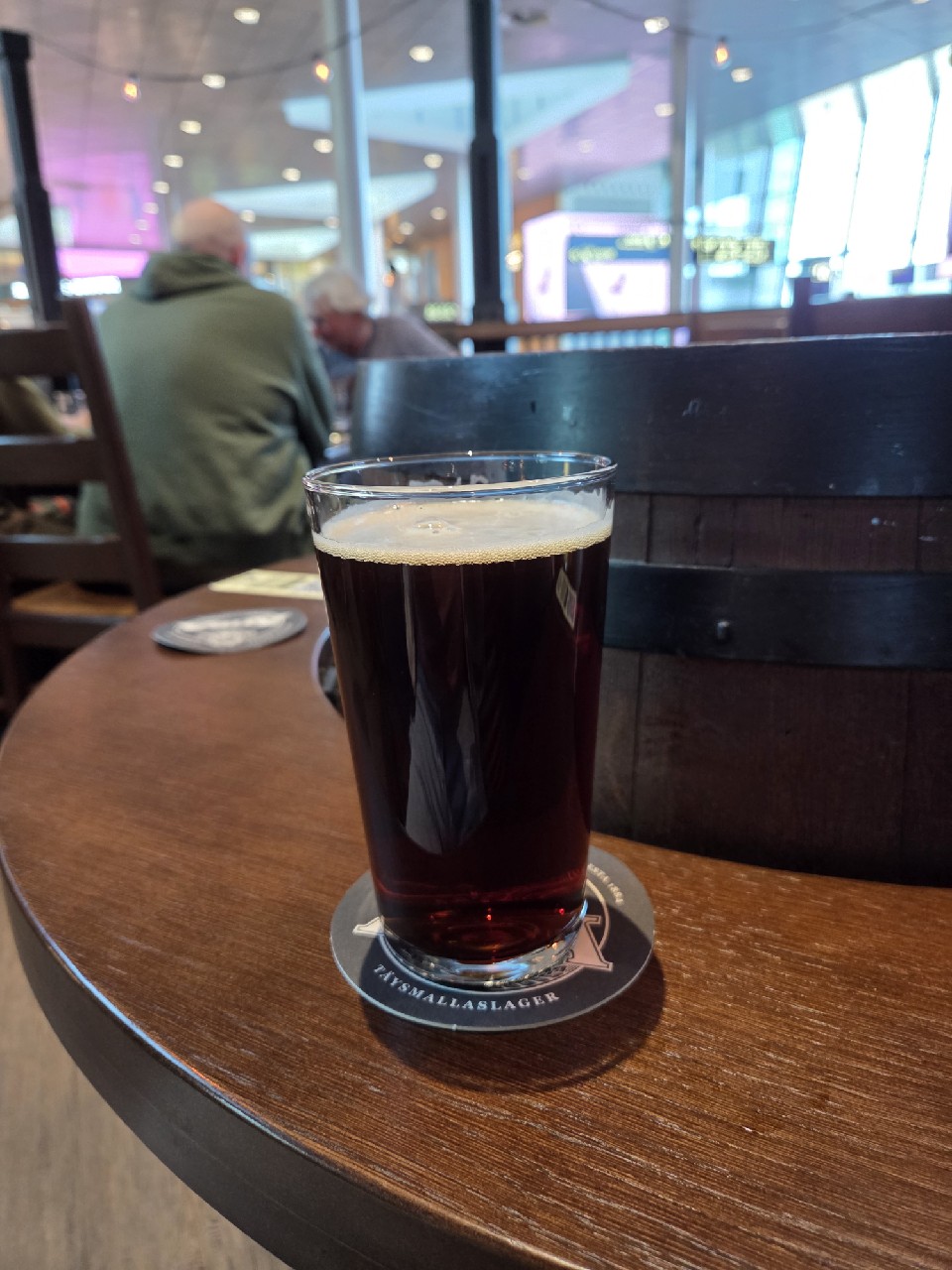 Altbairisch Dunkel, Ayinger Privatbrauerei
