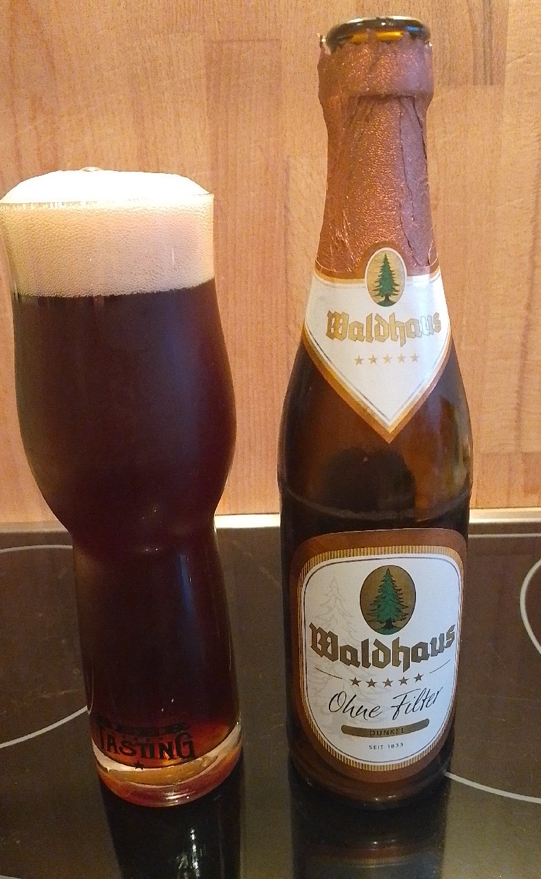 Ohne Filter Dunkel, Germany