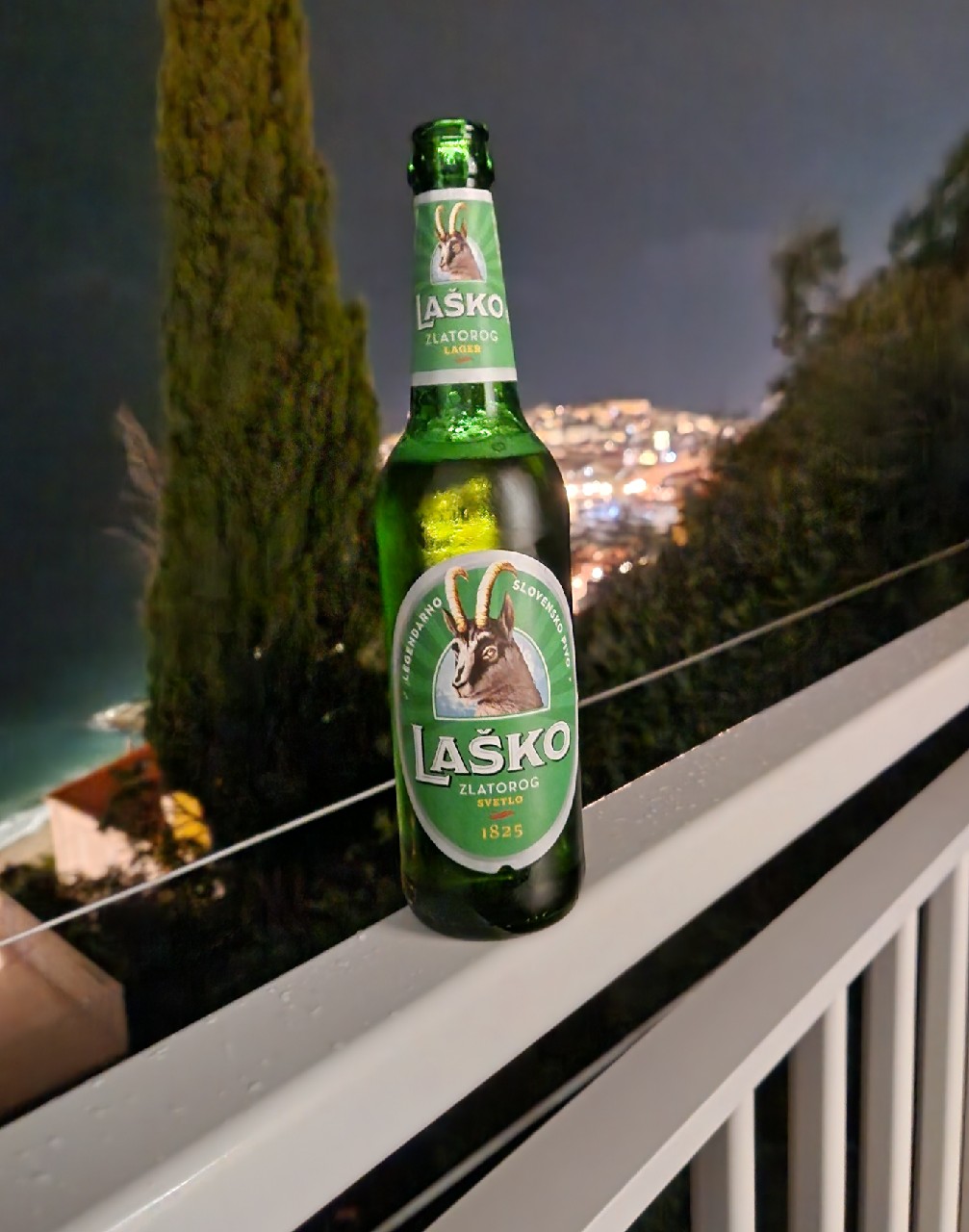 Laško Zlatorog Svetlo / Lager, Slovenia
