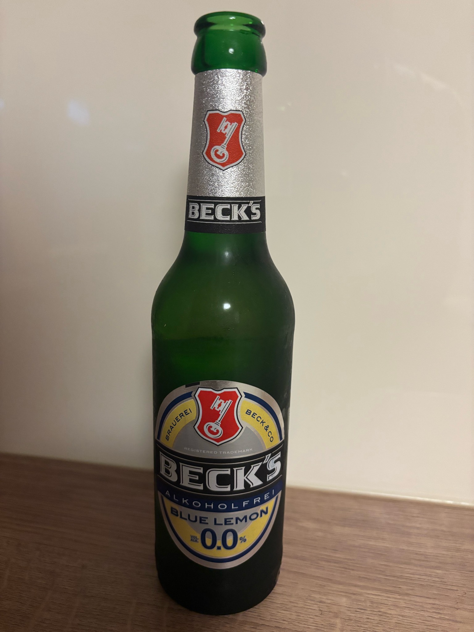 Becks's Blue Lemon, Brauerei Beck & Co. / Becks (A-B InBev)