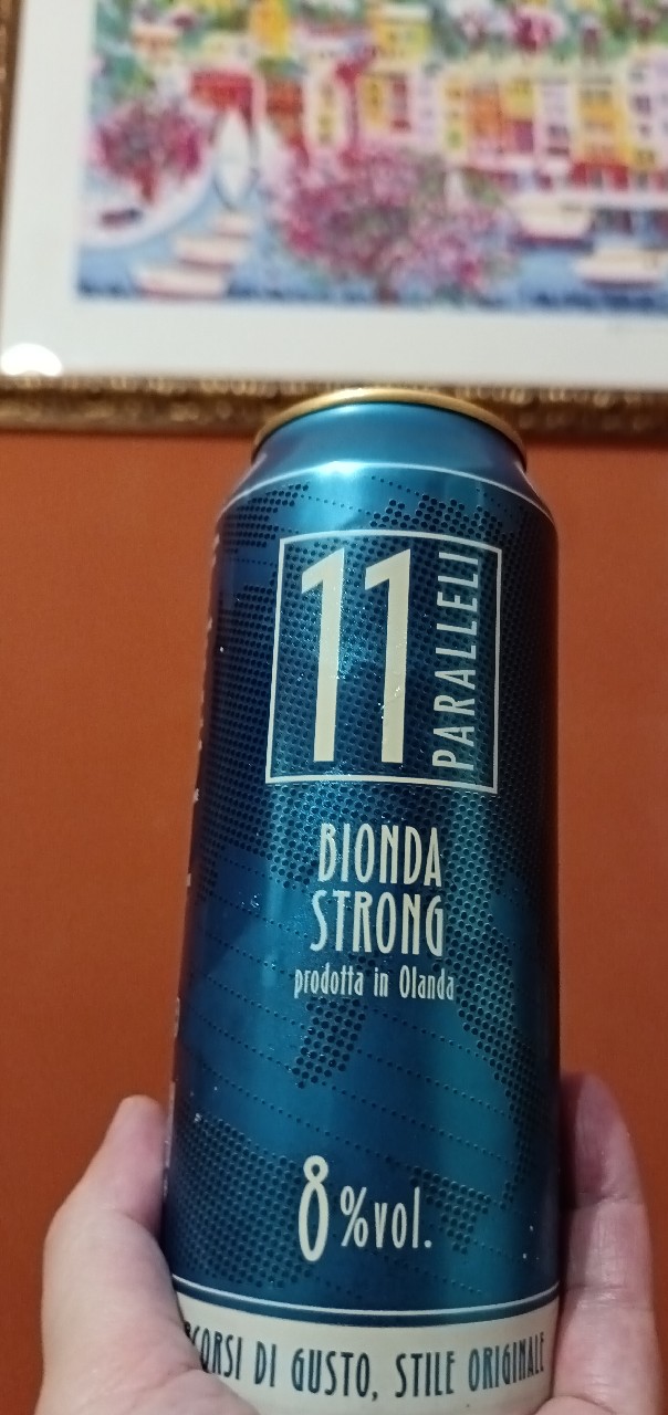 Bionda Strong, 11 Paralleli