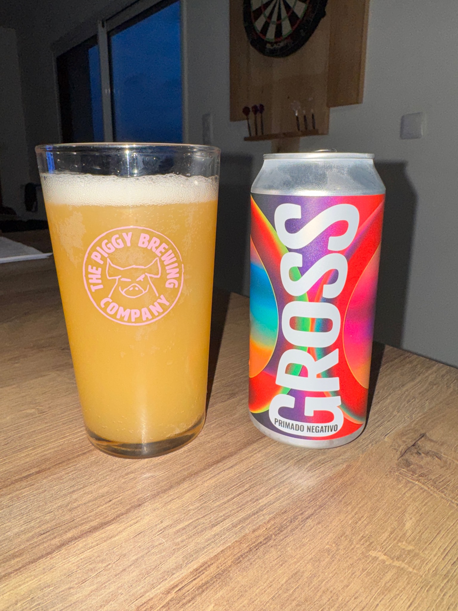 Primado Negativo, Gross