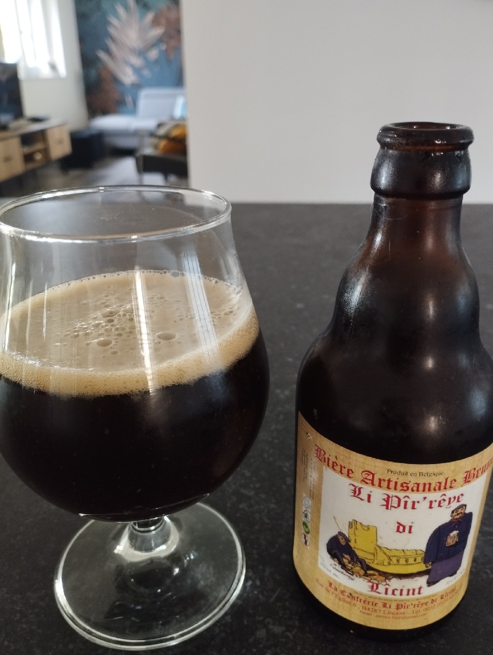 li pir reye Di licint brune, Belgium