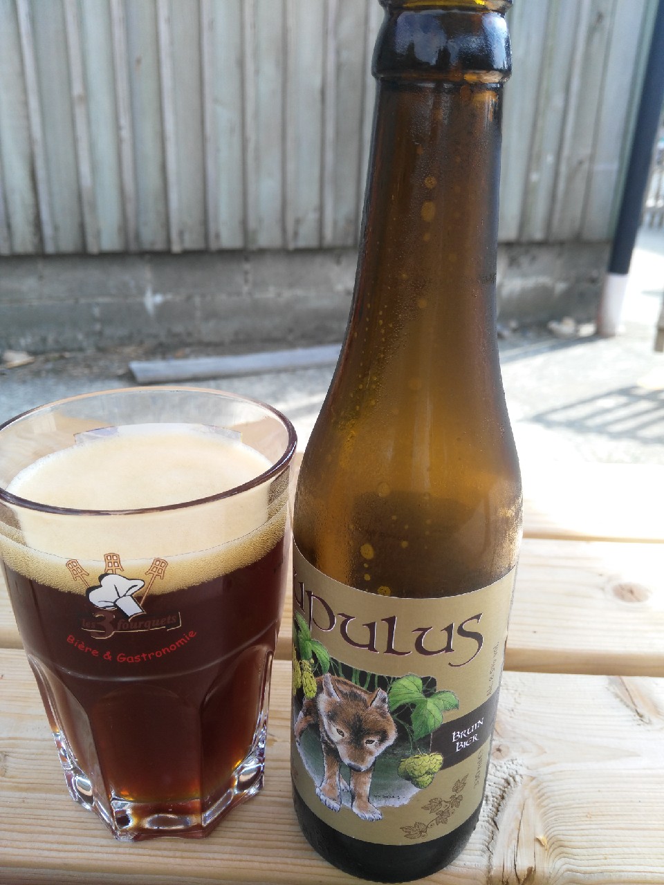 Lupulus Brune, Belgium