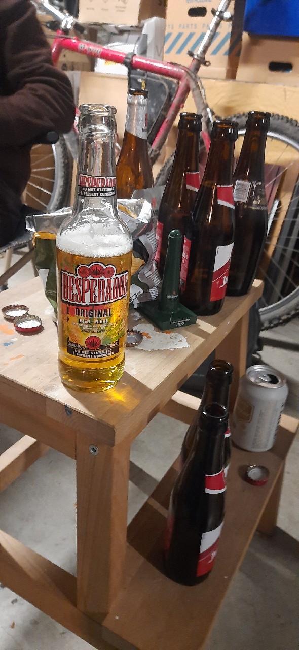 Desperados, Drinkware