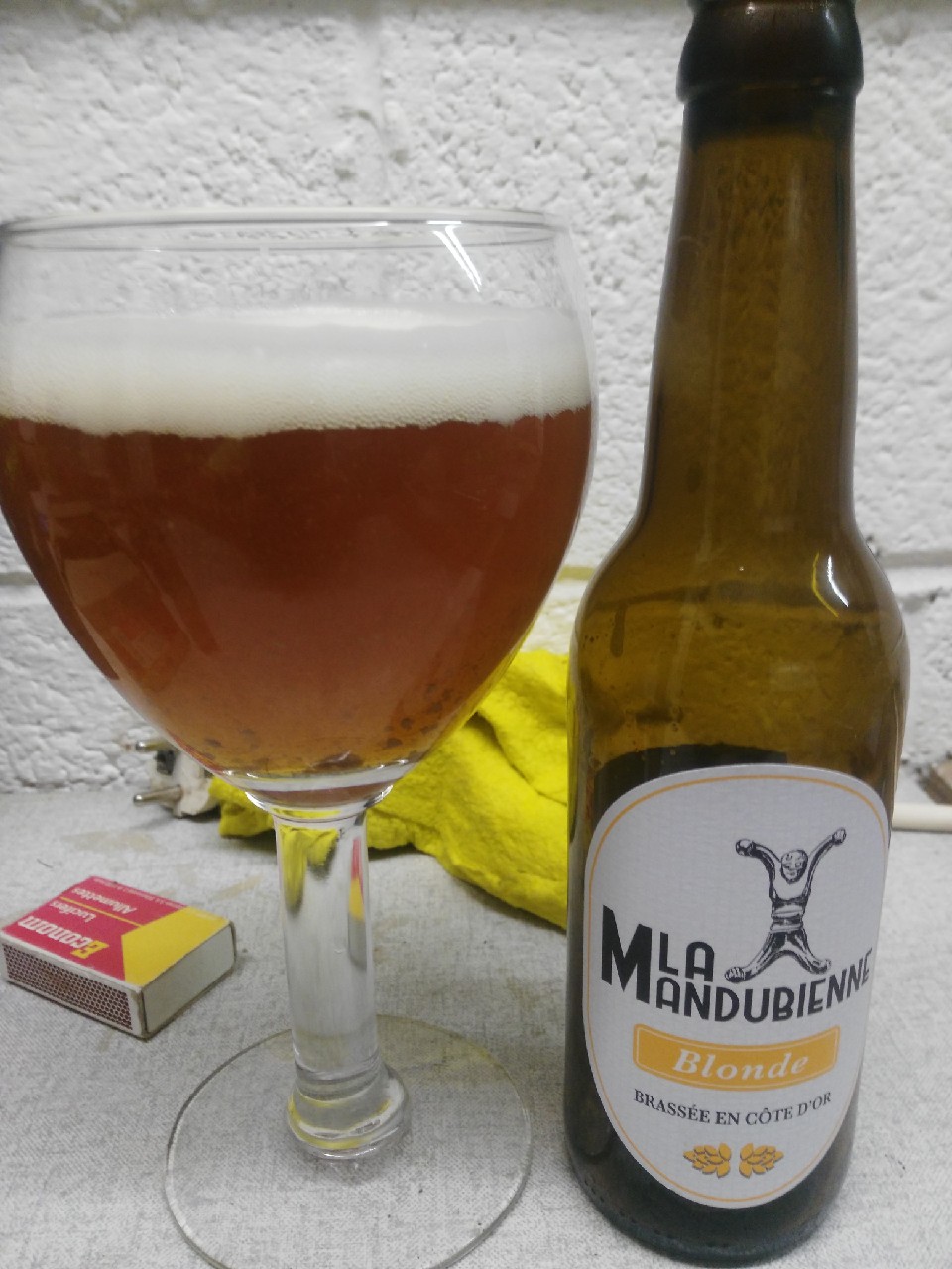 La Mandubienne Blonde, Brasserie Des Trois Fontaines