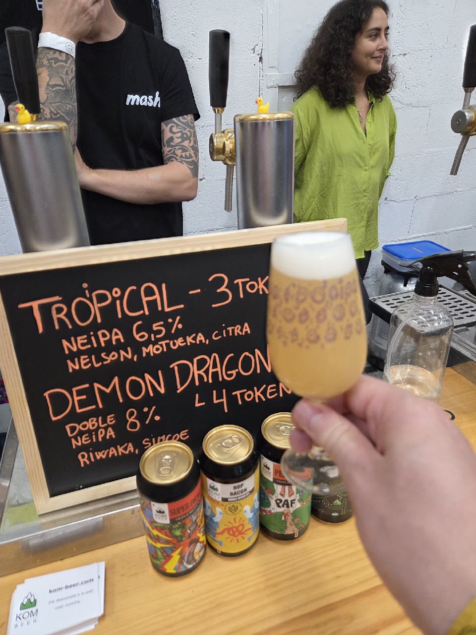 tropical, Kom Beer