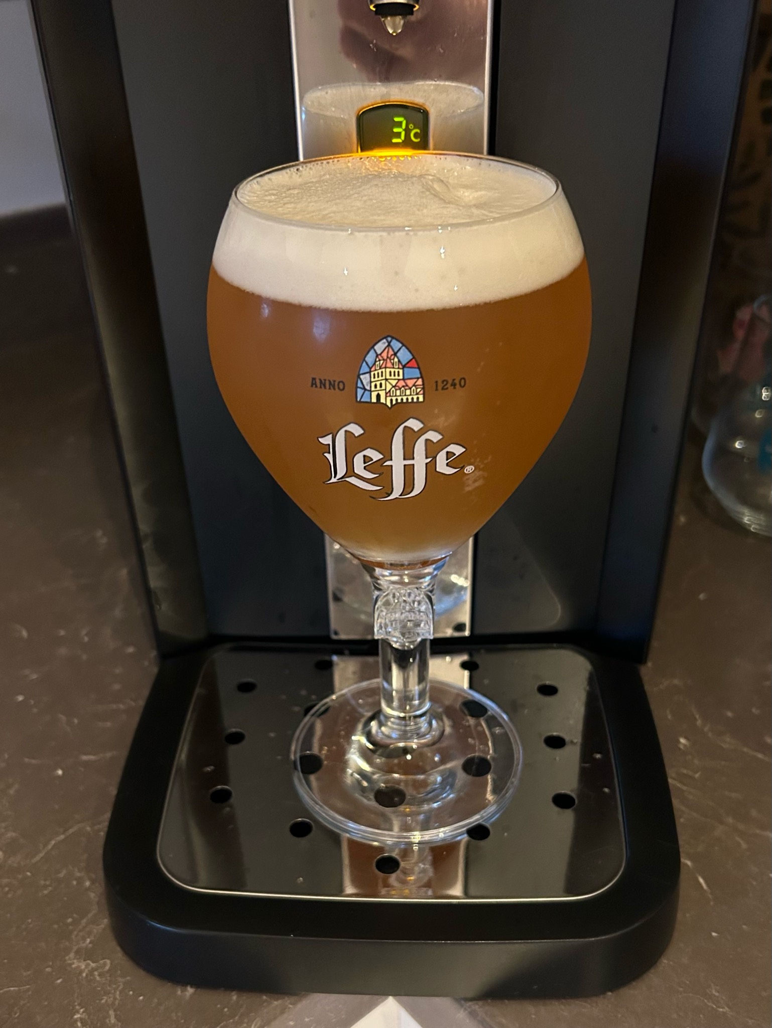 Leffe Blanche, Belgium