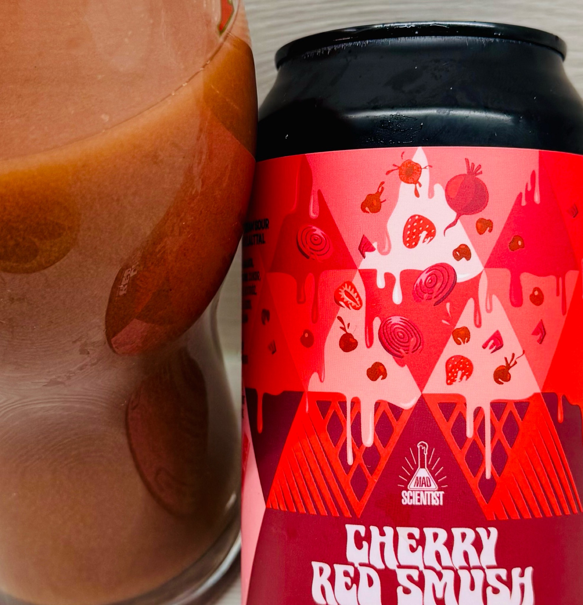 Cherry Red Smush, Hungary