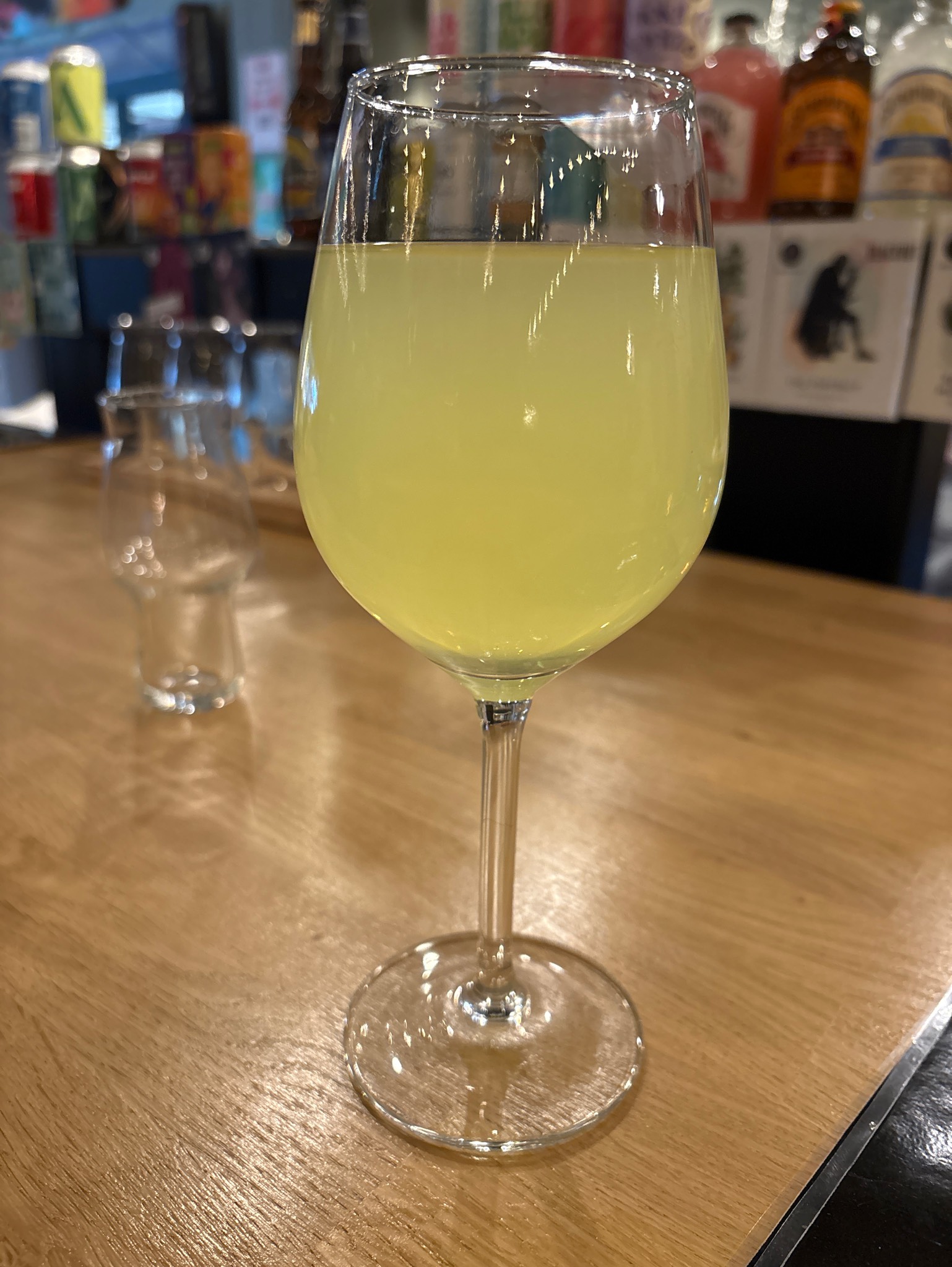 Limoncello Spritz, Finland