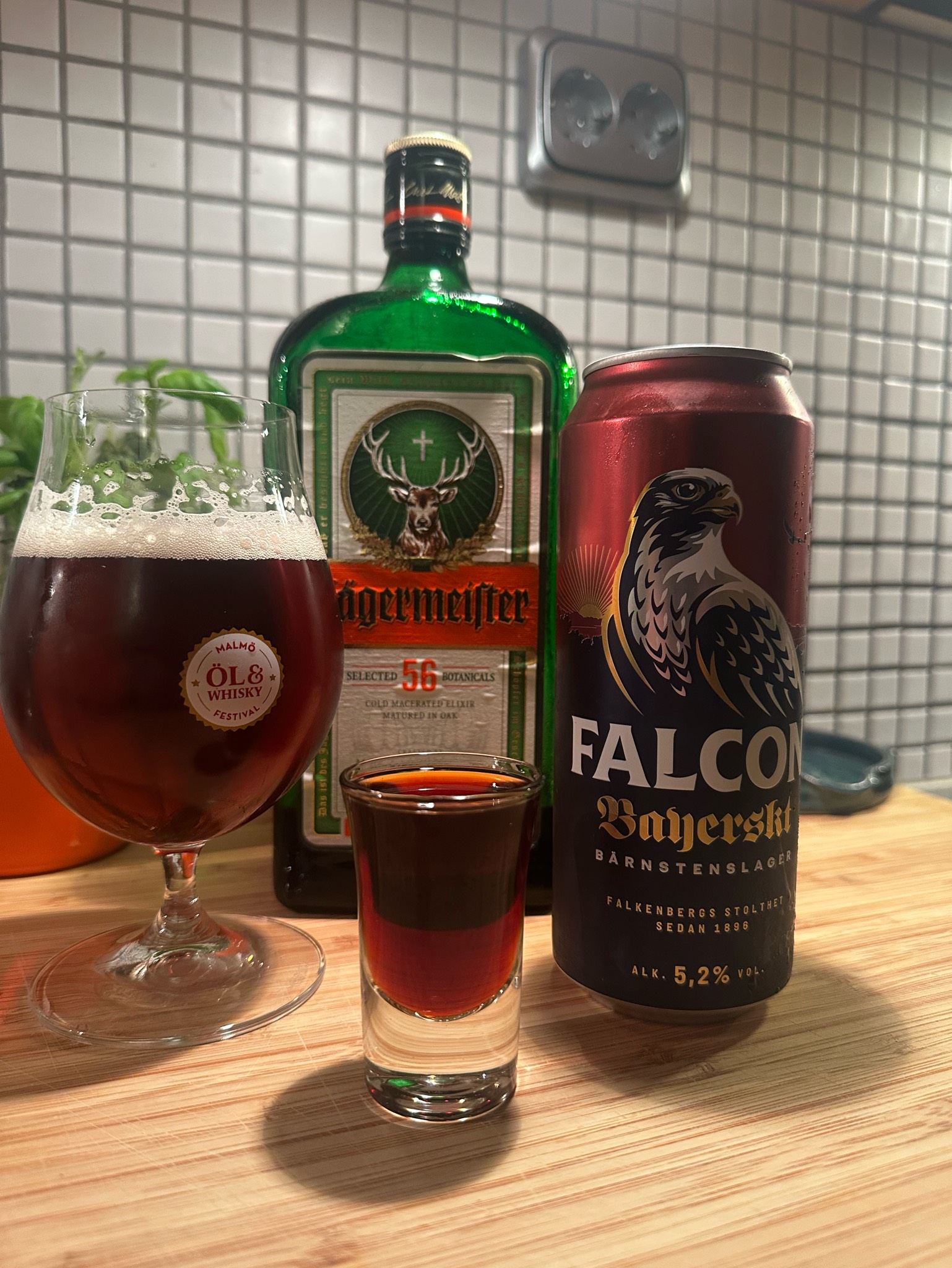 Falcon Bayerskt 5.2%, Sweden