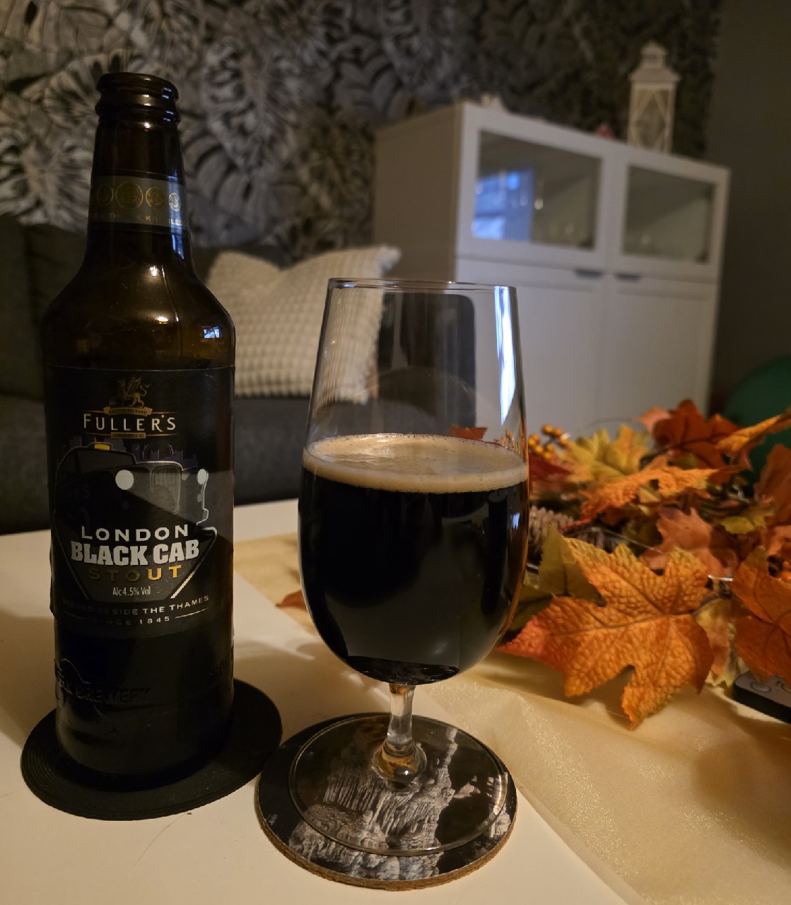 Black Cab, Fuller's Griffin Brewery (Asahi Breweries)