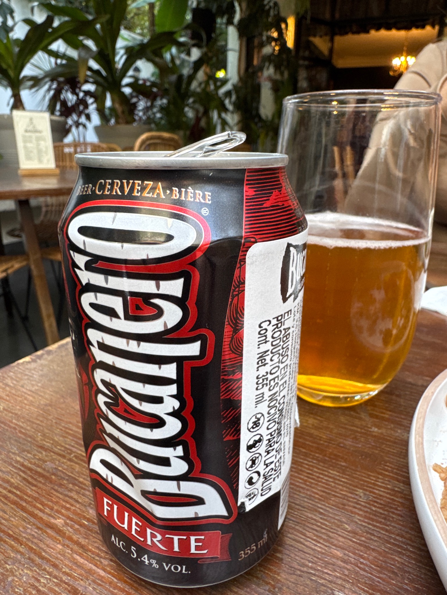 Bucanero Fuerte, Cerveceria Bucanero (InBev)