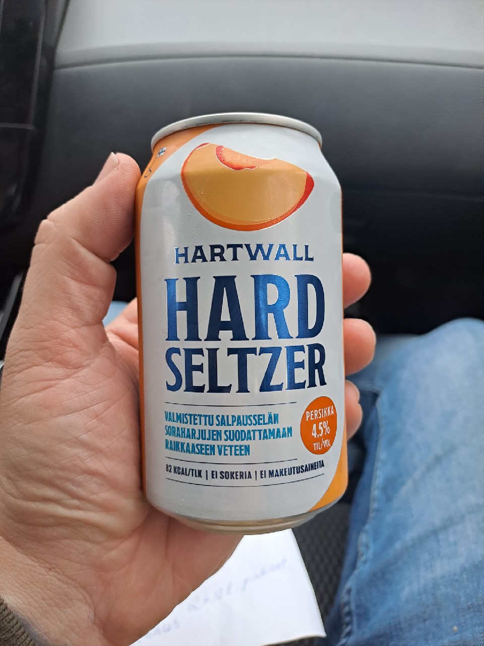 Hartwall Hard Seltzer Persikka, Finland