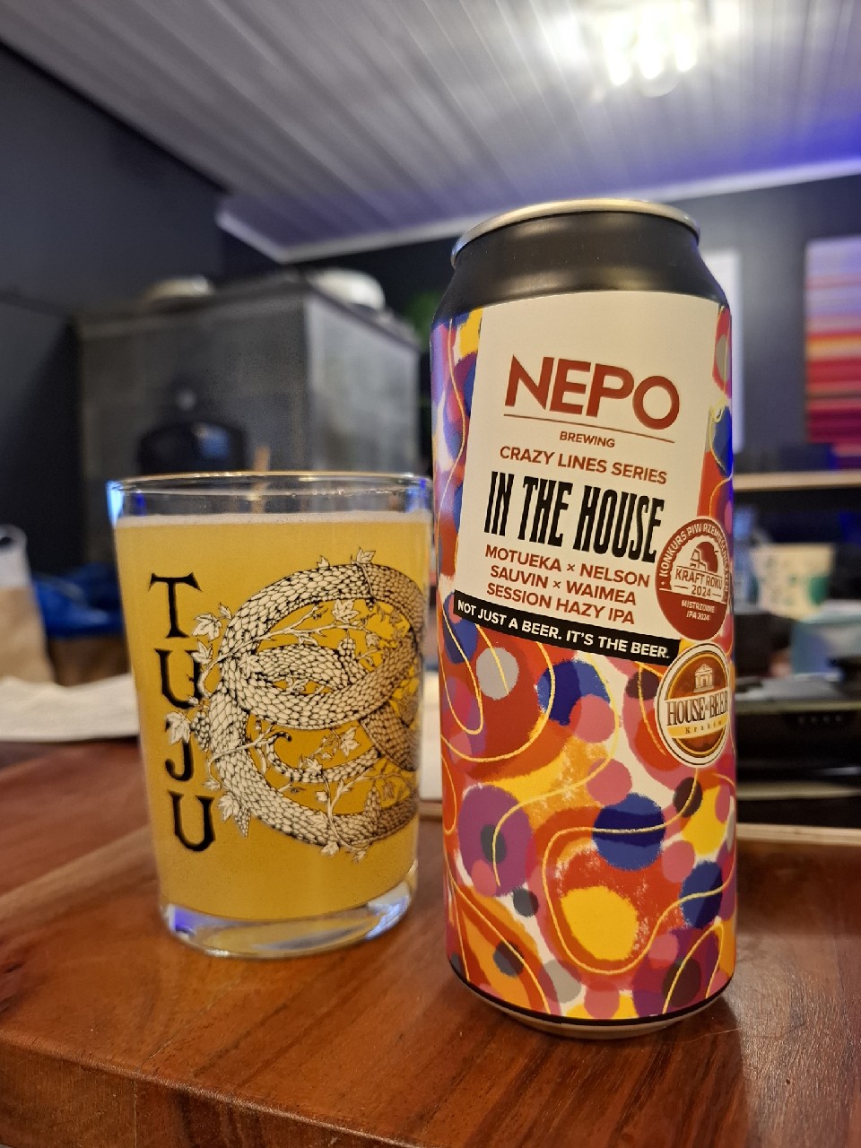 Crazy Lines Series: In The House, Poland