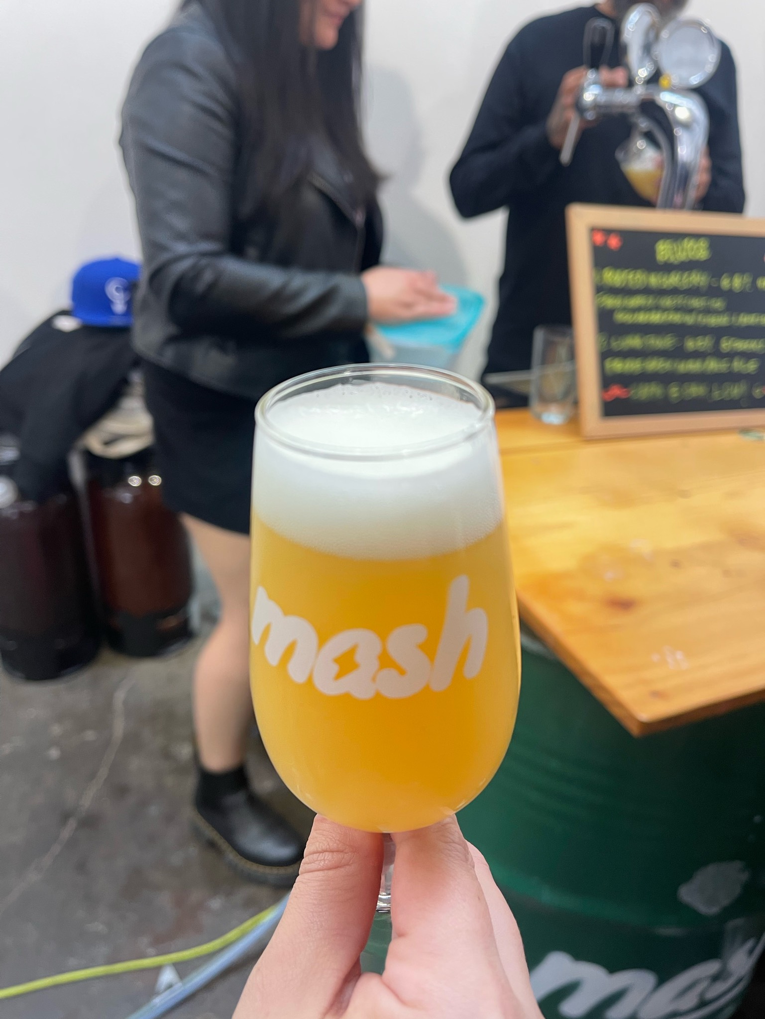 LunaTone, Brujos Brewing