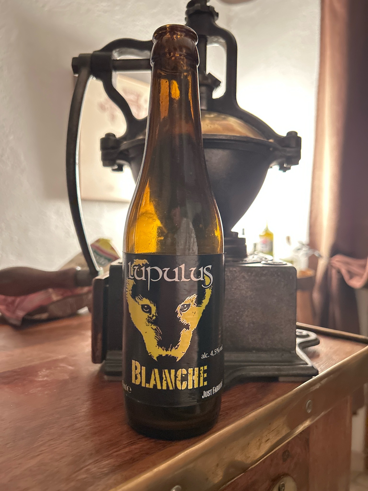 Lupulus Blanche, Belgium