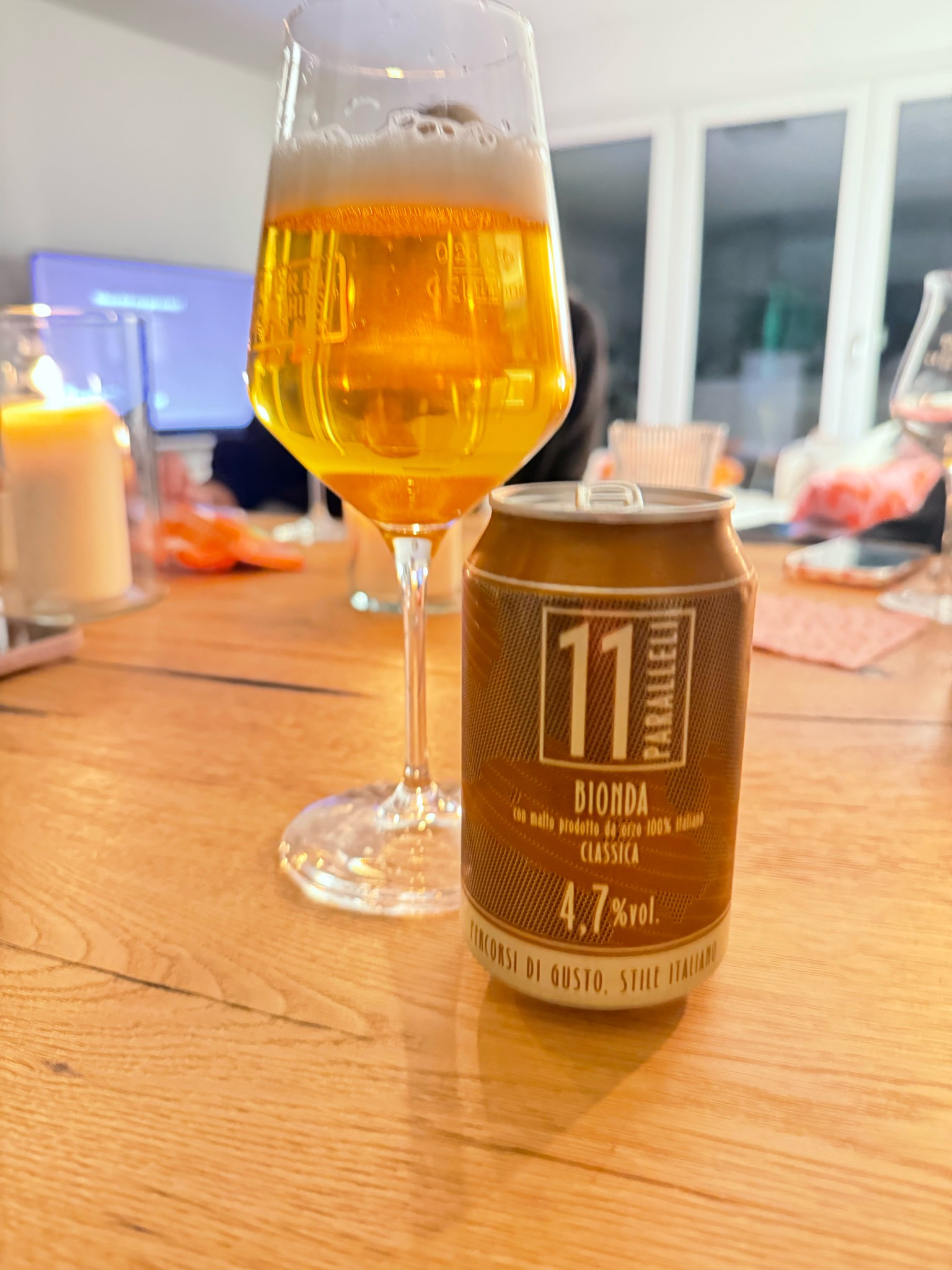 Bionda, 11 Paralleli