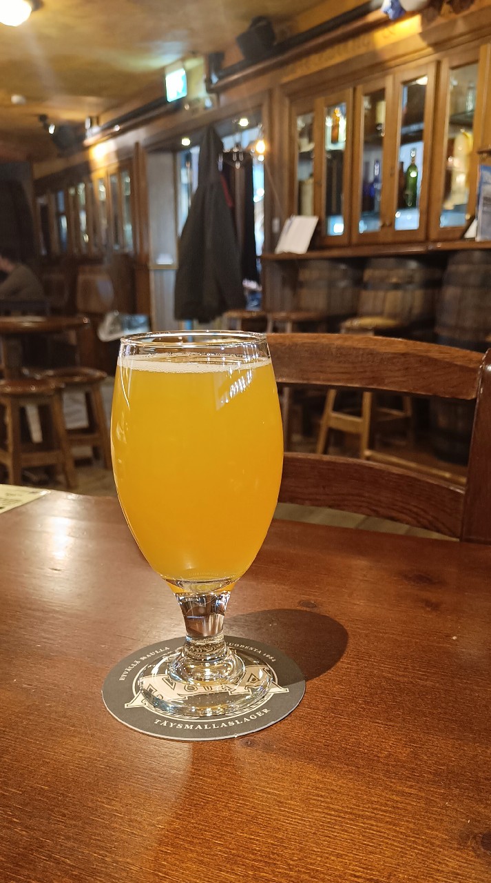 Mango Apricot, Finland