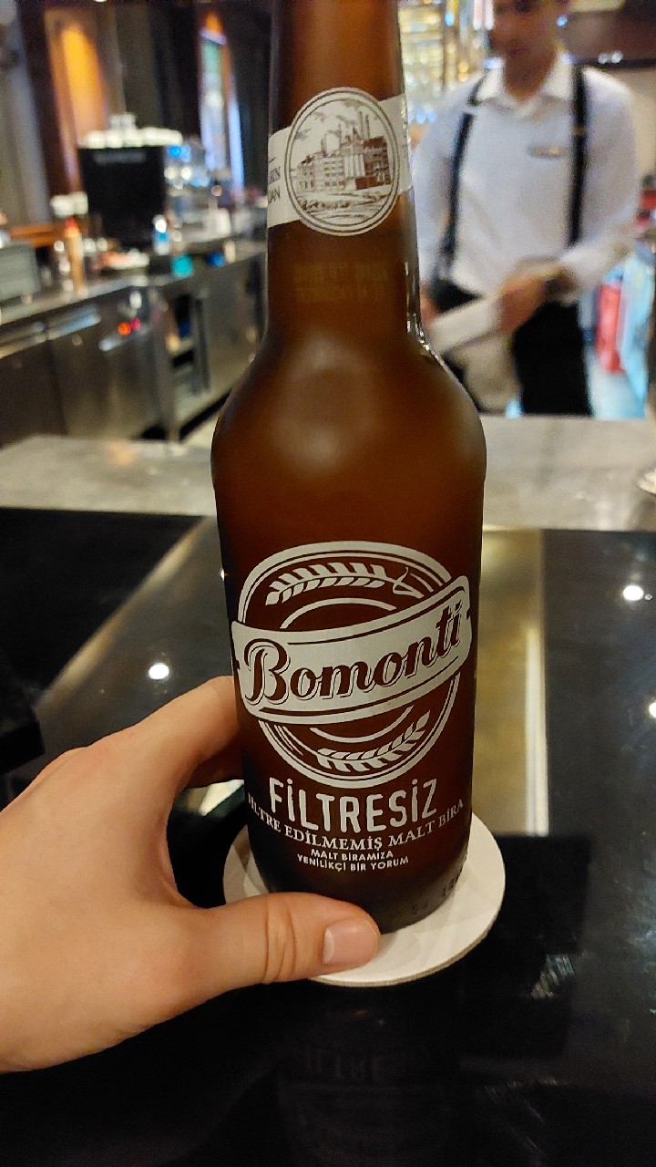 Bomonti Filtresiz 100% Malt, Turkey