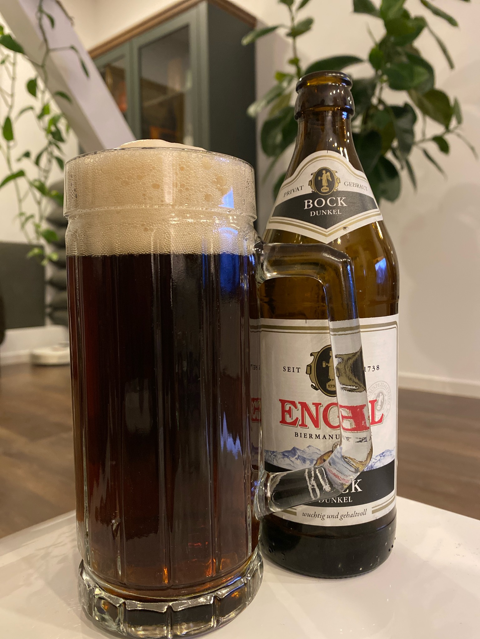 Engel Bock Dunkel, Biermanufaktur Engel GmbH & Co. KG