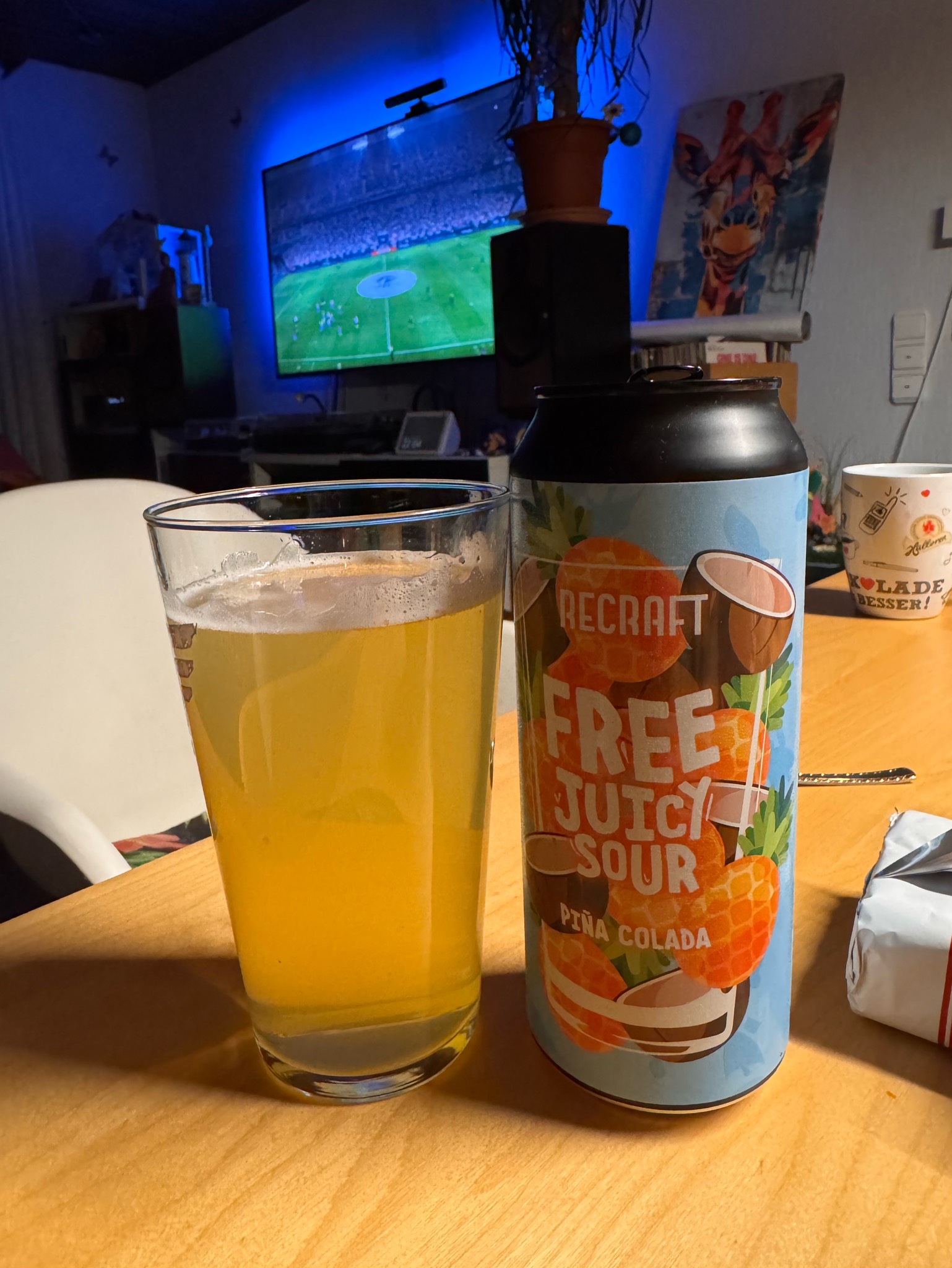 Recraft Free Juicy Sour Piña Colada, Poland