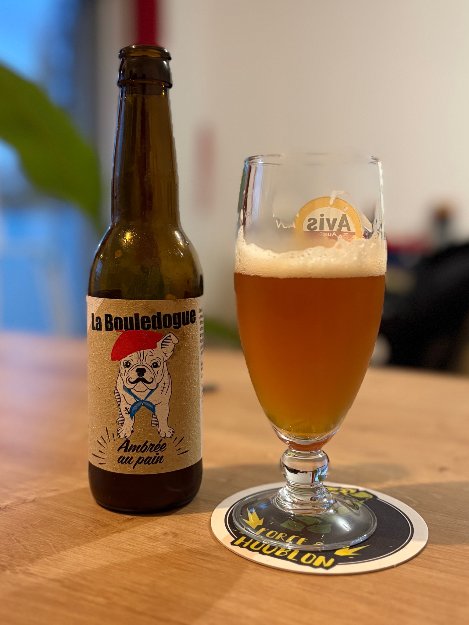 La Bouledogue Ambrée Au Pain, France