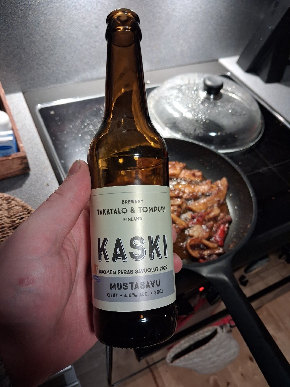 Kaski Mustasavu, Finland