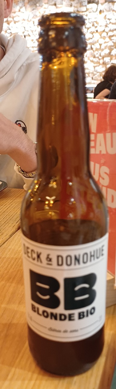 Blonde Bio, Deck & Donohue