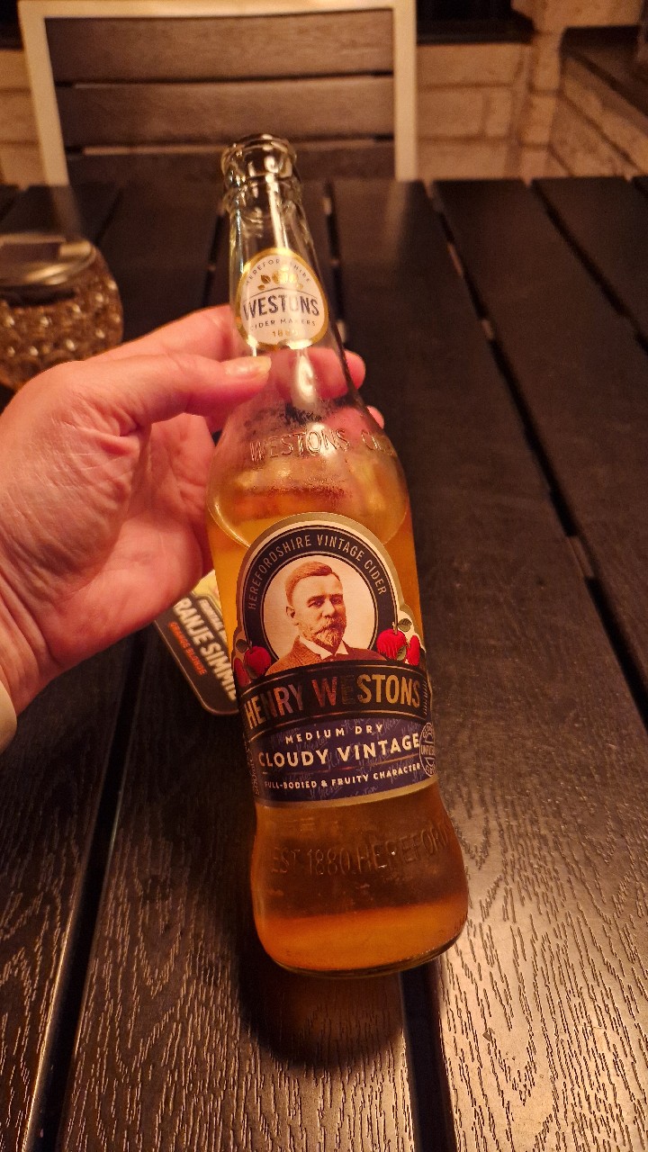Henry Westons Cloudy Vintage, Westons Cider