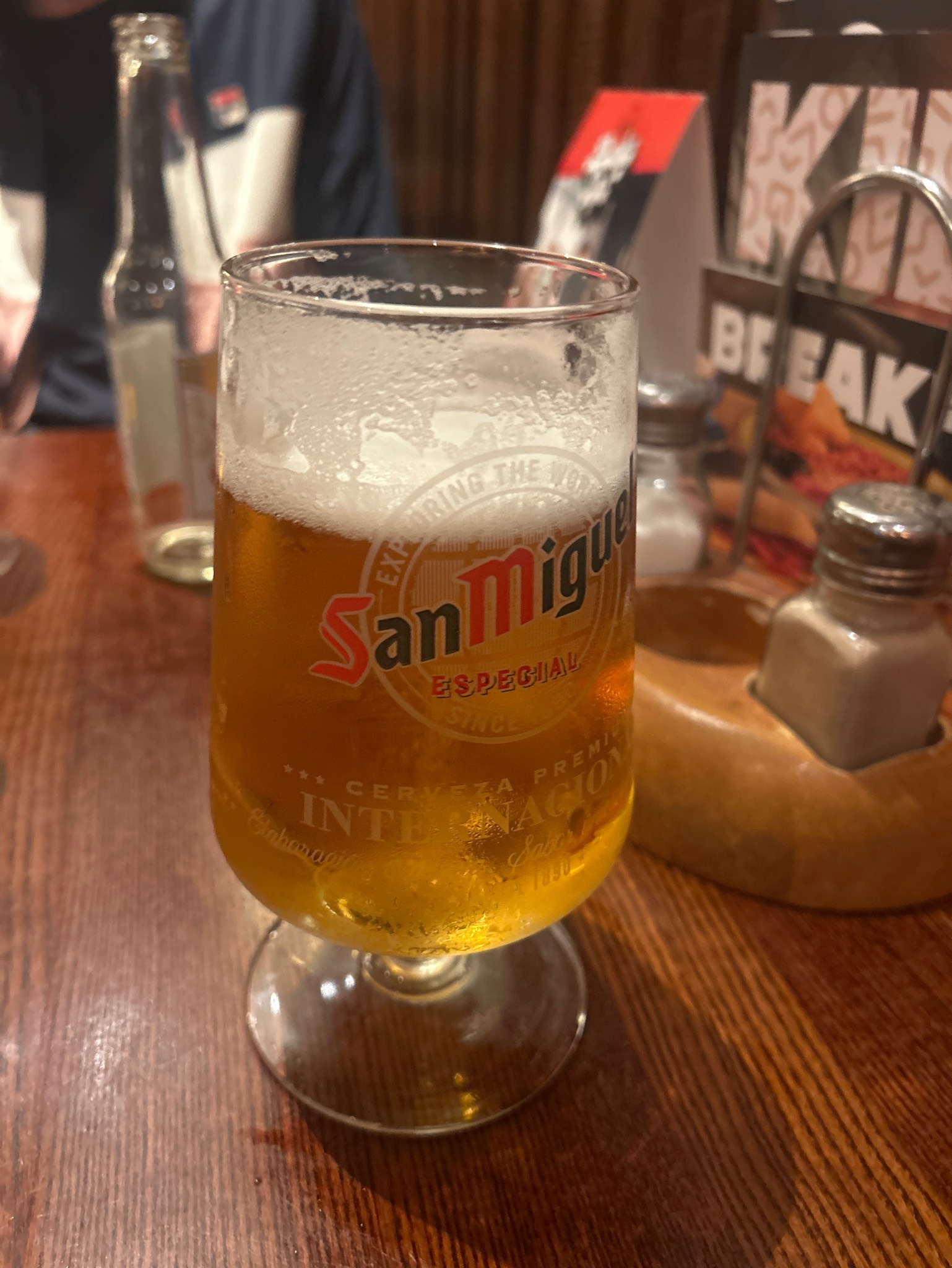 San Miguel Especial, San Miguel Spain (Grupo Mahou-San Miguel)