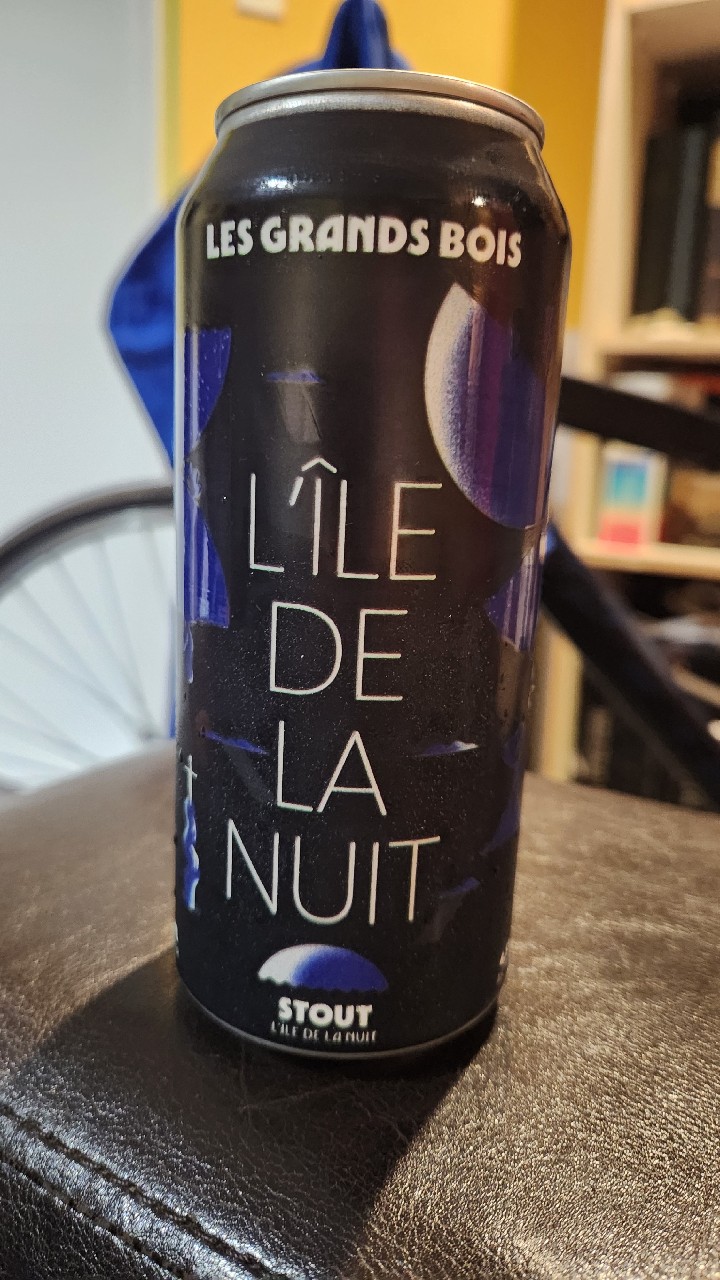 L'ile de la nuit, Les Grands Bois