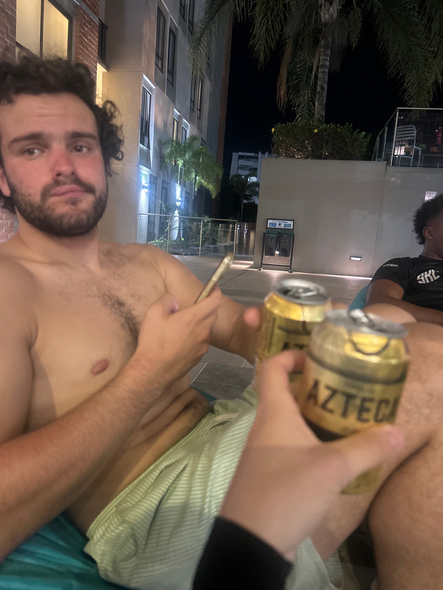 Azteca, Cervecería Bavaria (AB InBev)