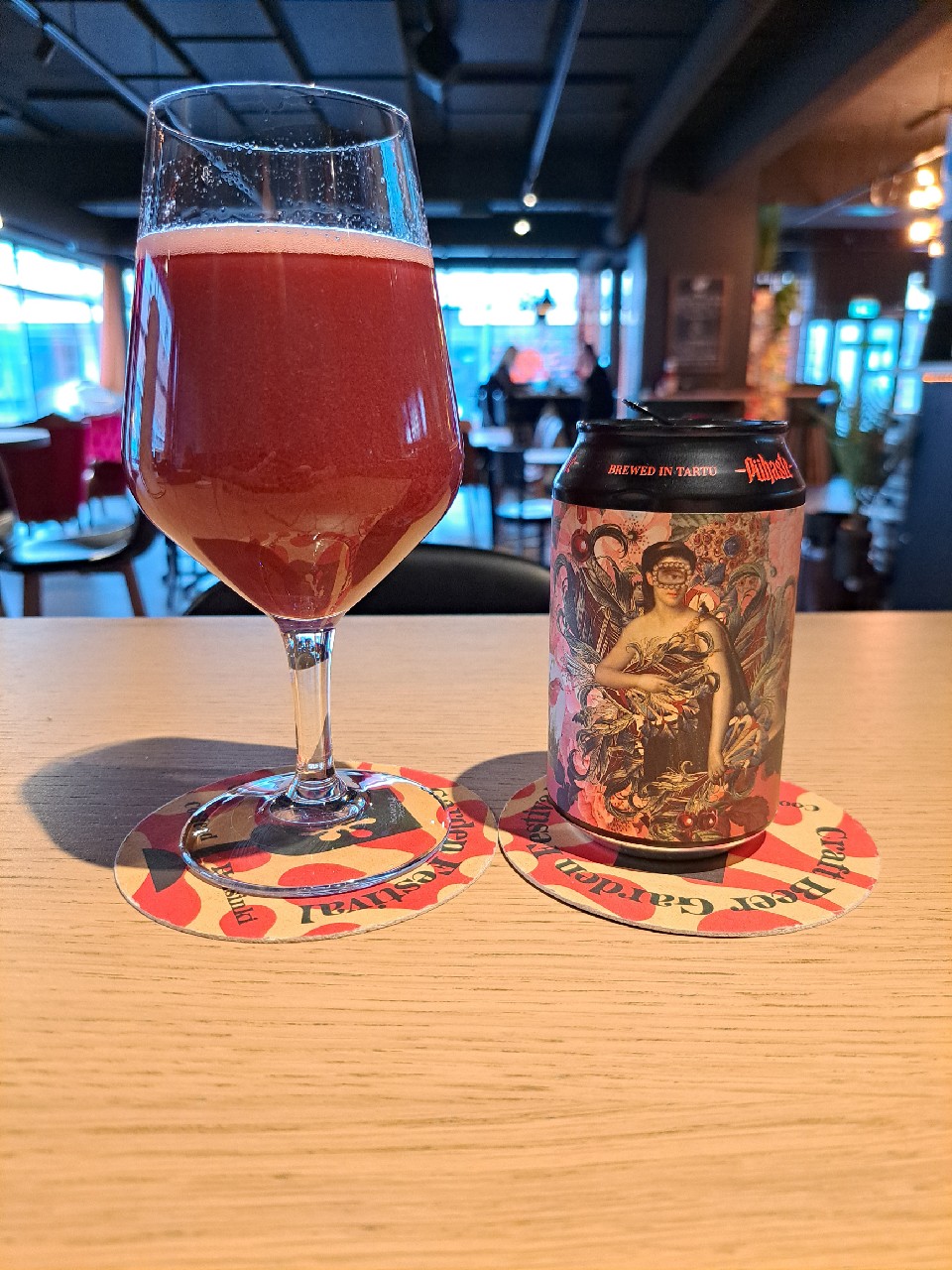 Crimson veil, Estonia