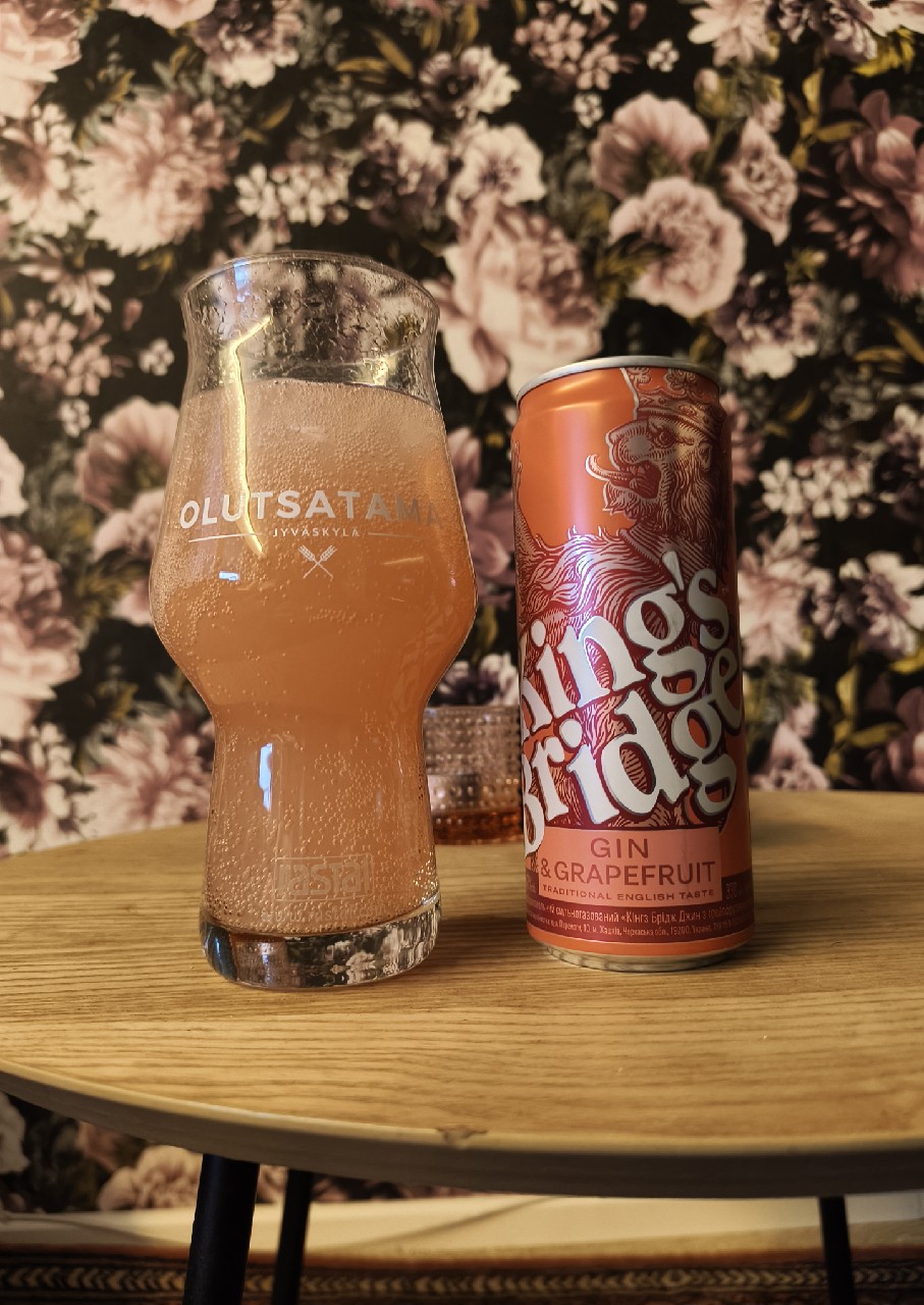 Gin & Grapefruit, Ukraine