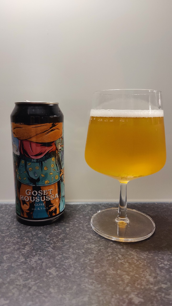 Goset Housussa, Finland