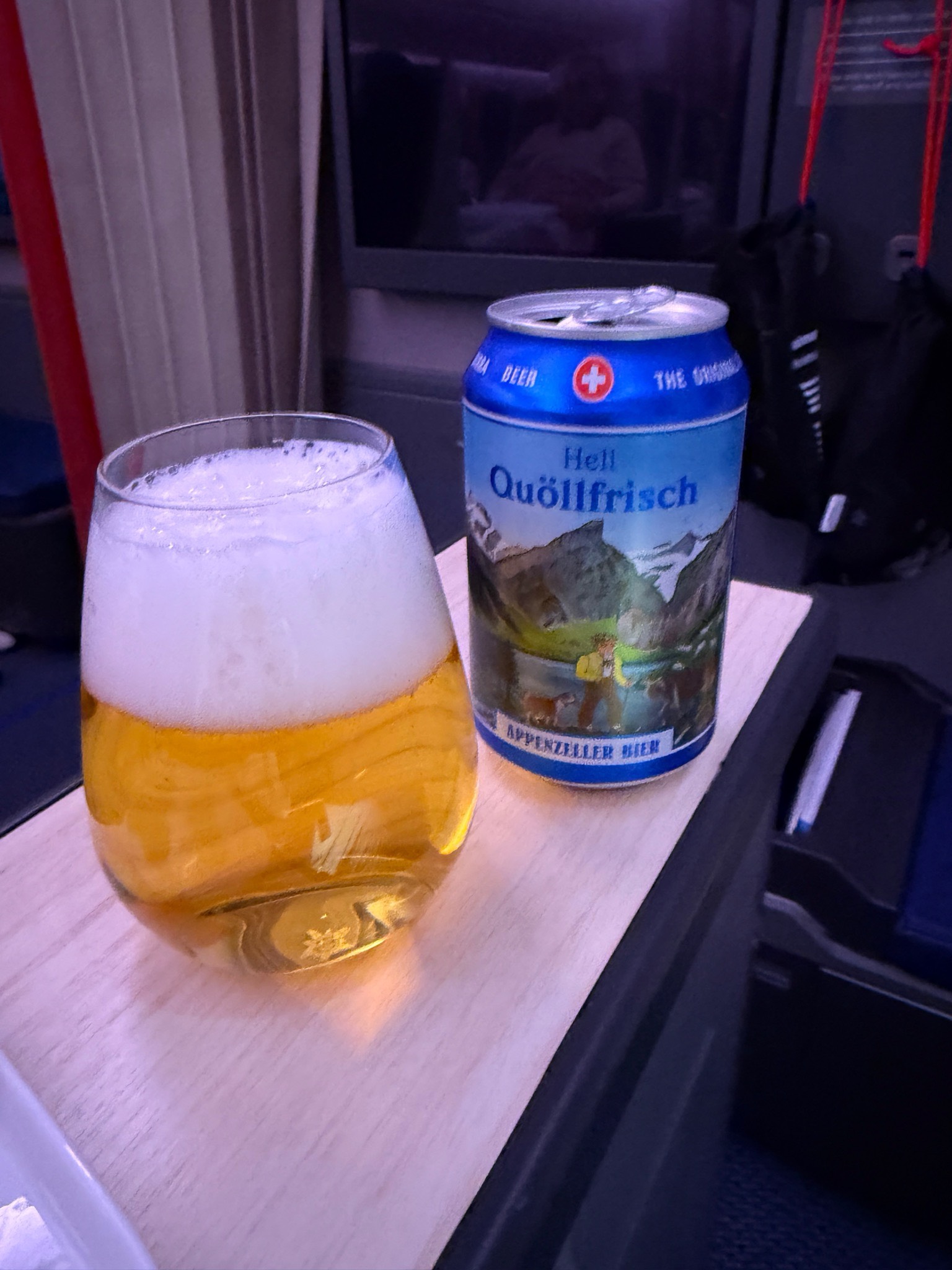 Hell Quöllfrisch, Brauerei Locher (Appenzeller)