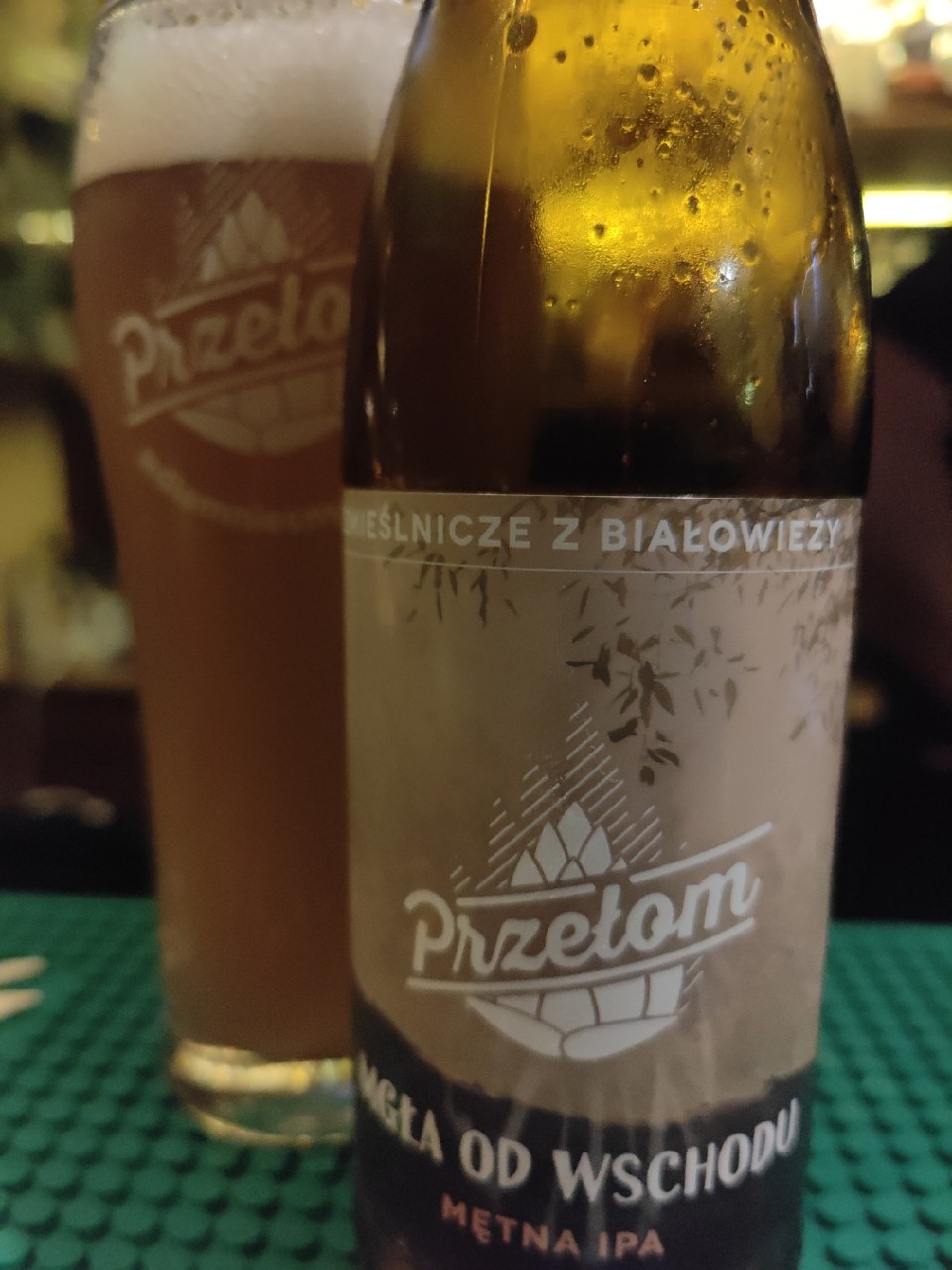 Mgla Od Wschodu, Browar Przełom