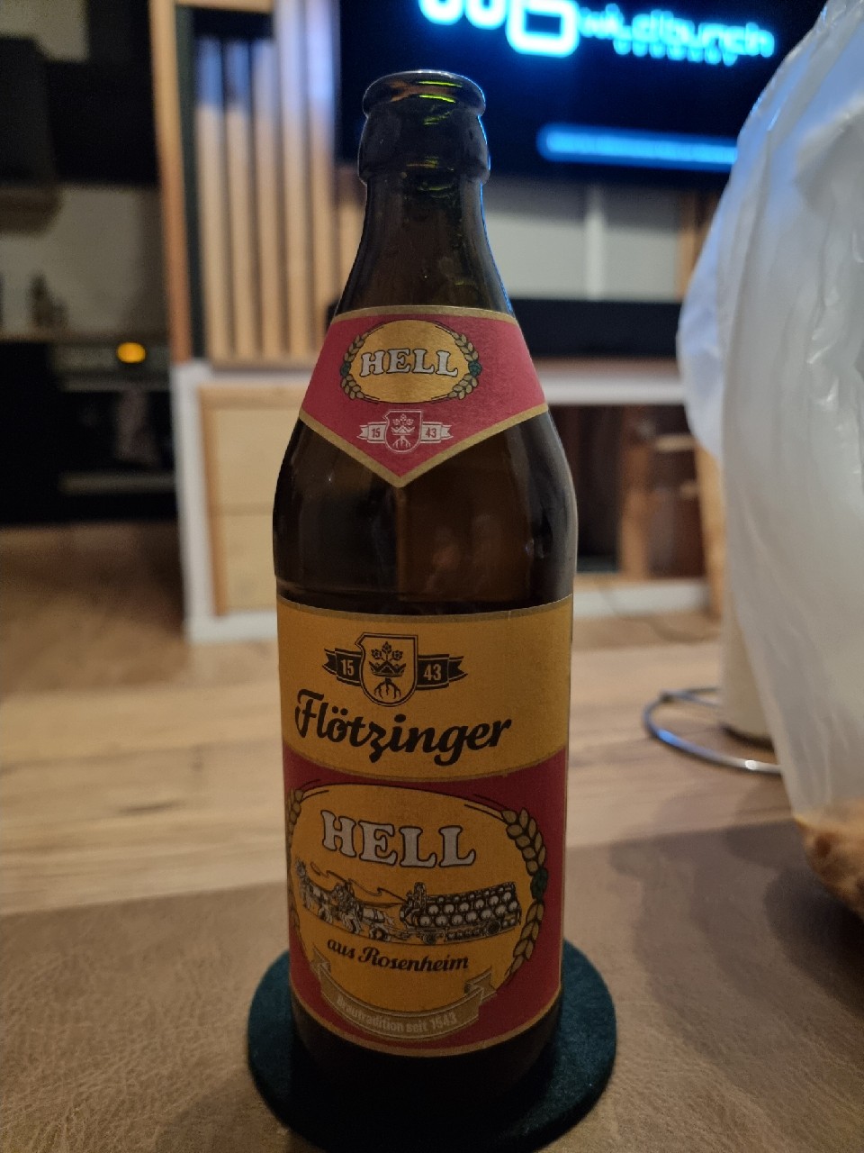 Flötzinger Hell, Flötzinger Brauerei Franz Steegmüller GmbH & Co. KG
