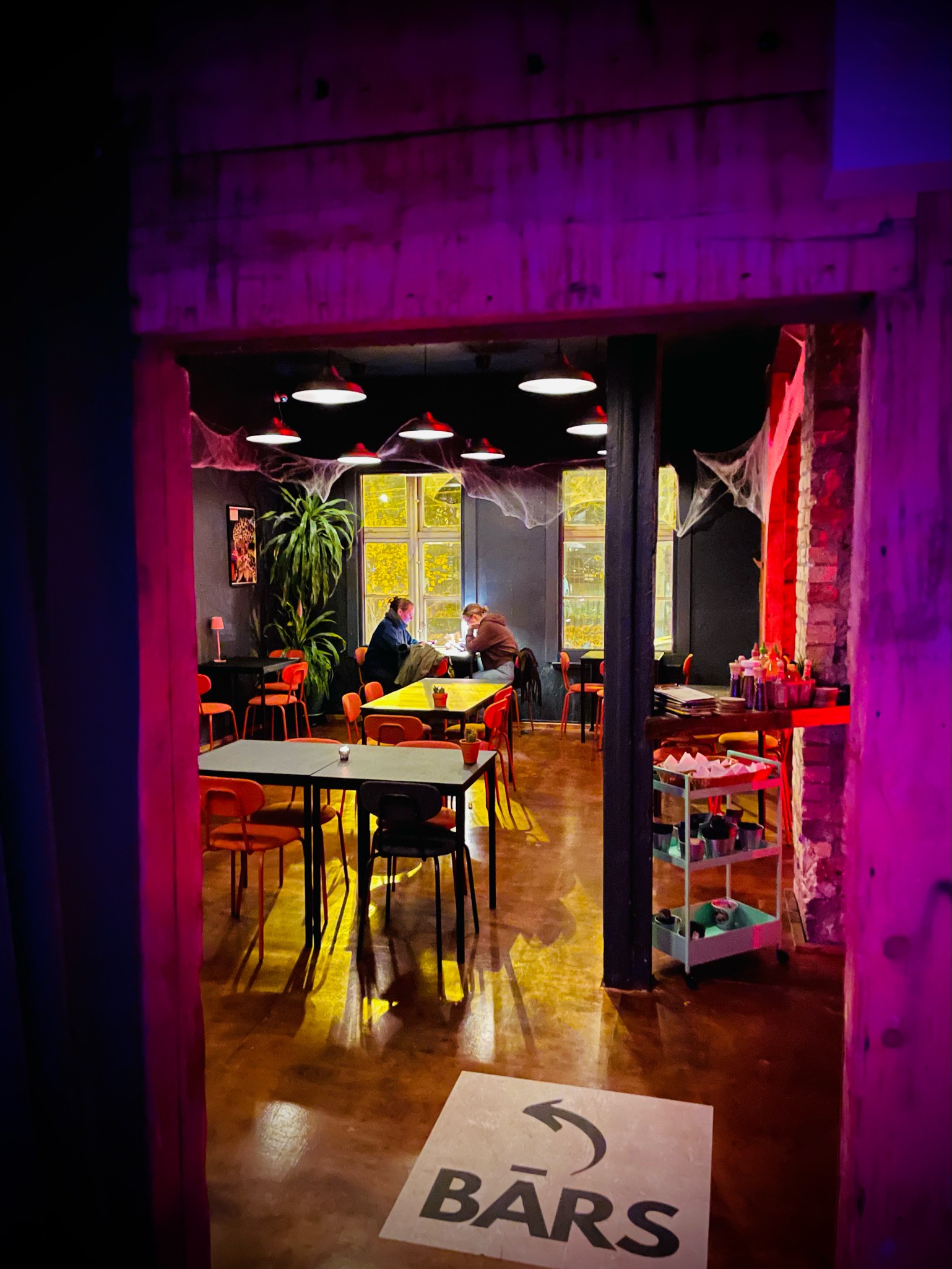 Smēdes gaišais, Raźots Latvijã