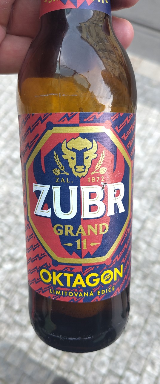 Zubr Grand 11, Pivovar Zubr