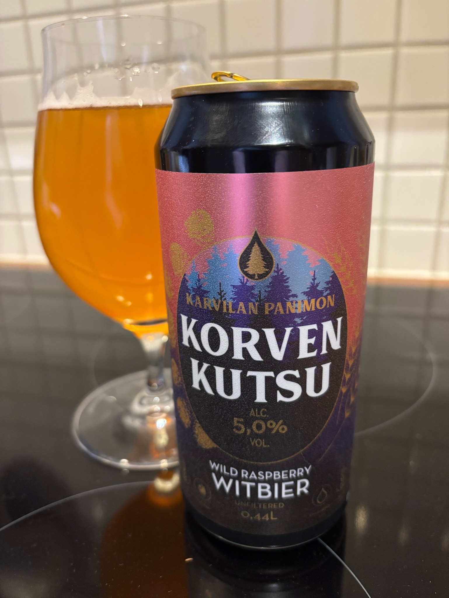 Korven Kutsu Wild Raspberry Witbier, Finland