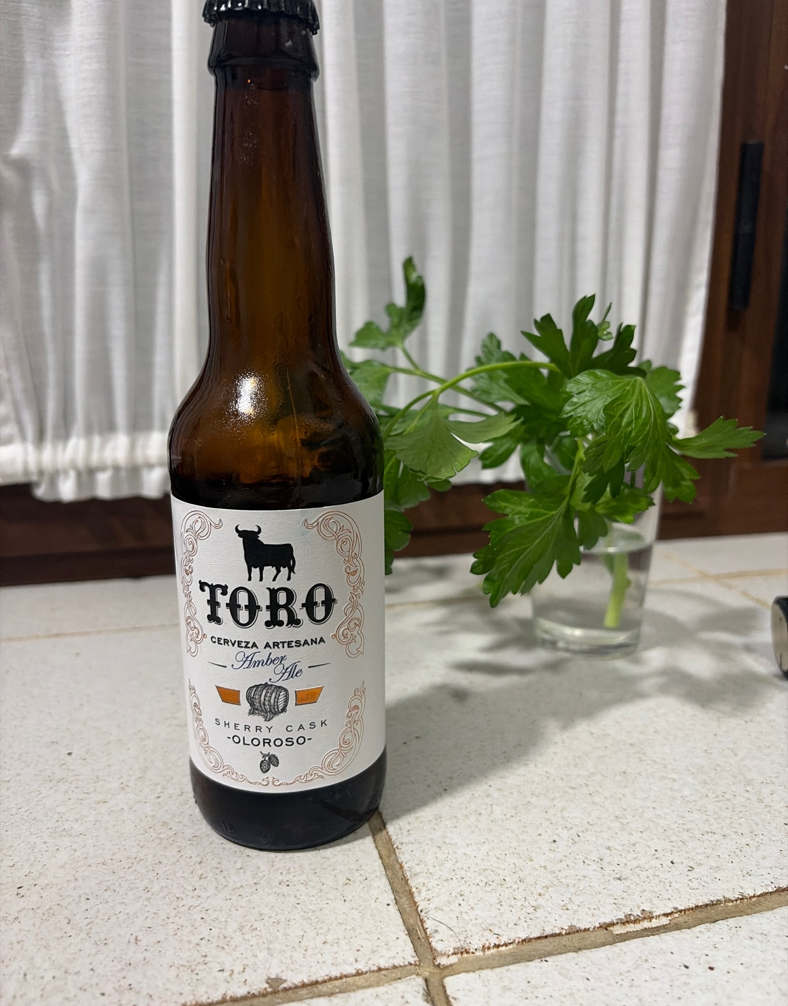 Toro Cerveza Artesana Amber Ale Sherry Cask Oloroso, Cerveza Mica