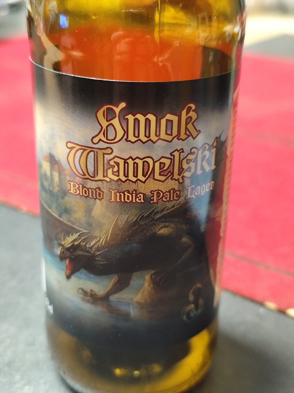 Smok Wawelski, Brasserie D'Émeraude