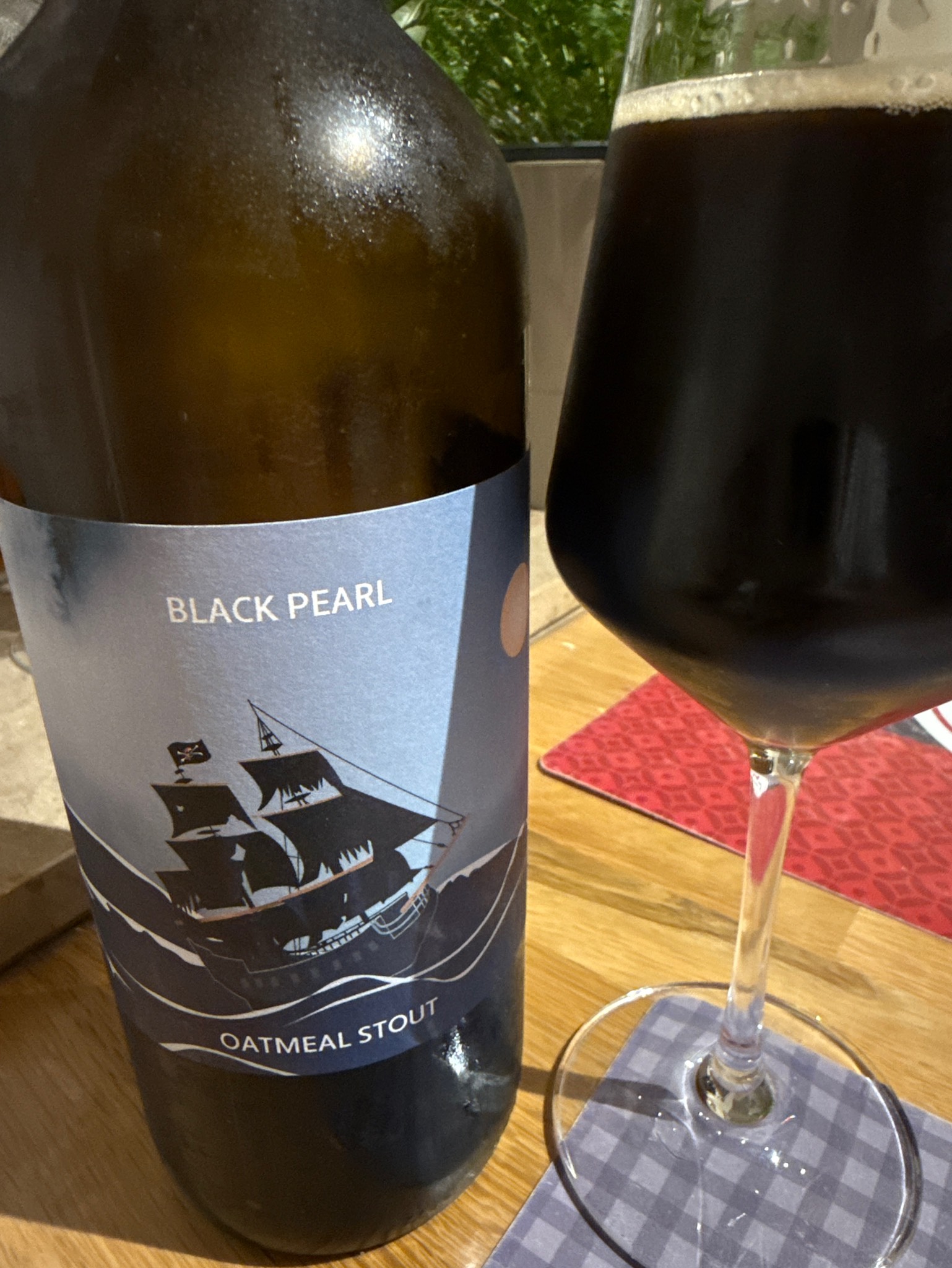 black pearl, Brasserie Nautica