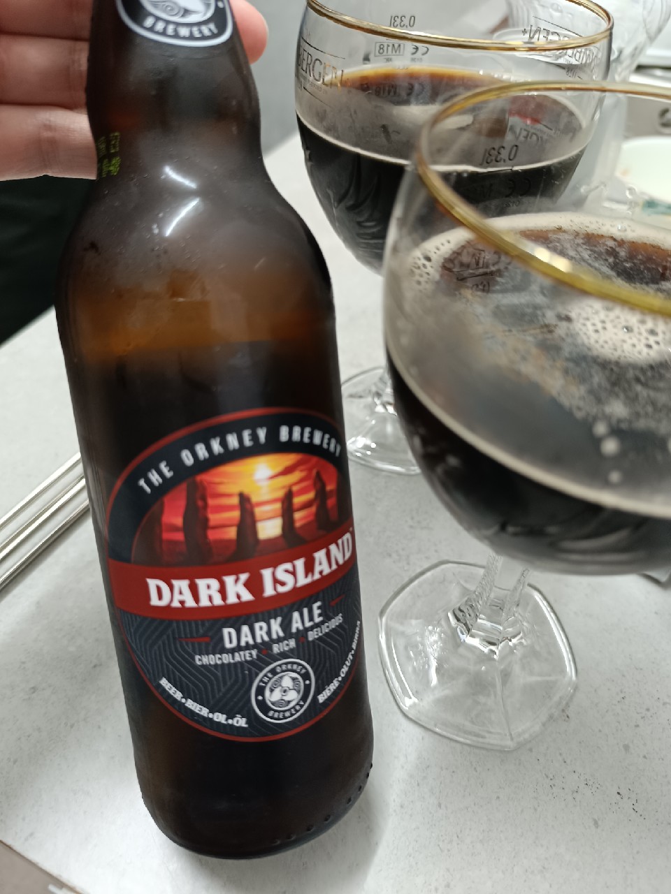 Dark Island, The Orkney Brewery (Sinclair Breweries)