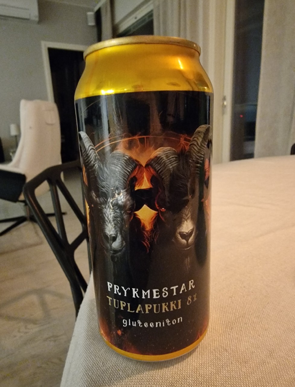 Prykmestar Tuplapukki, Finland