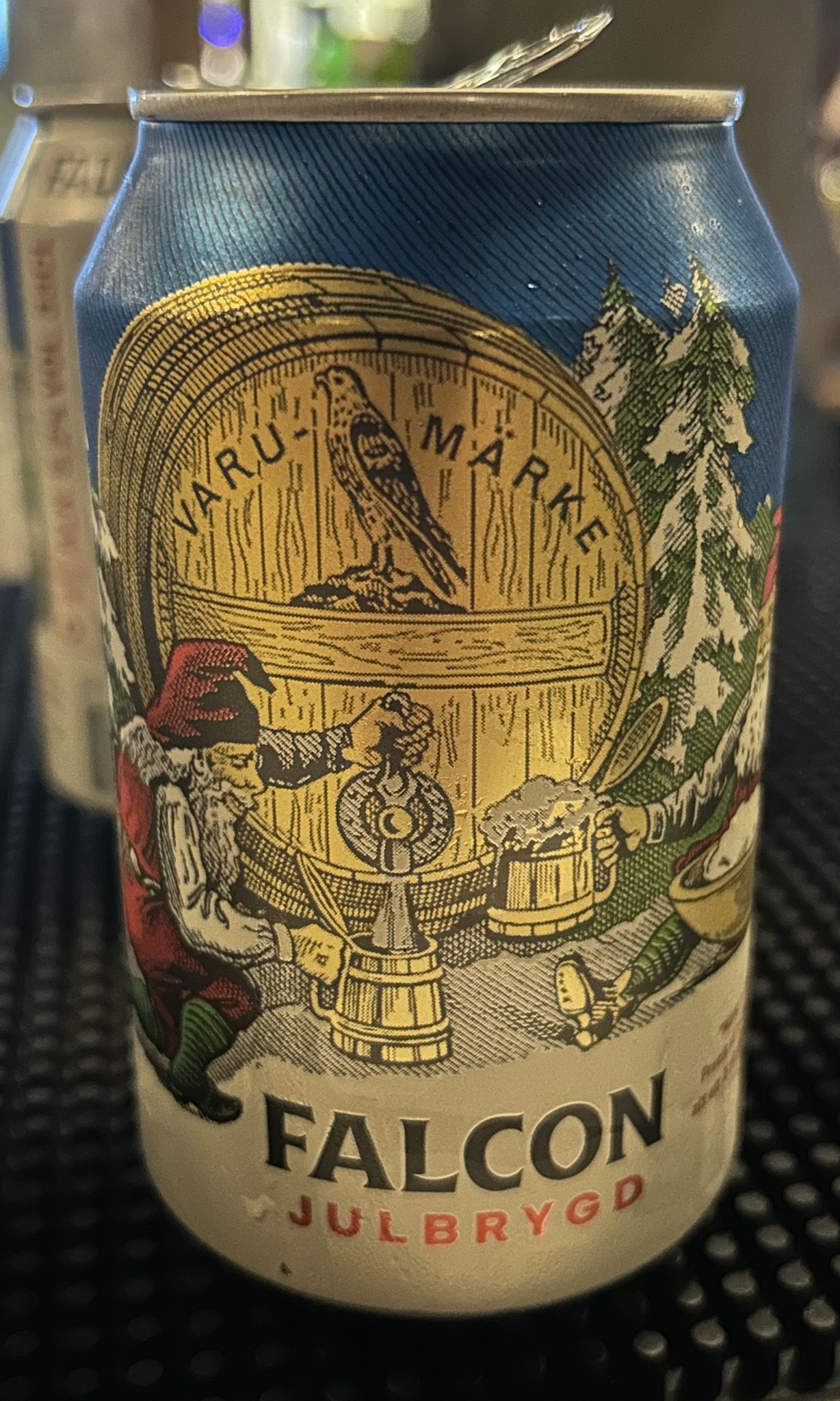 Falcon Julöl, Sweden